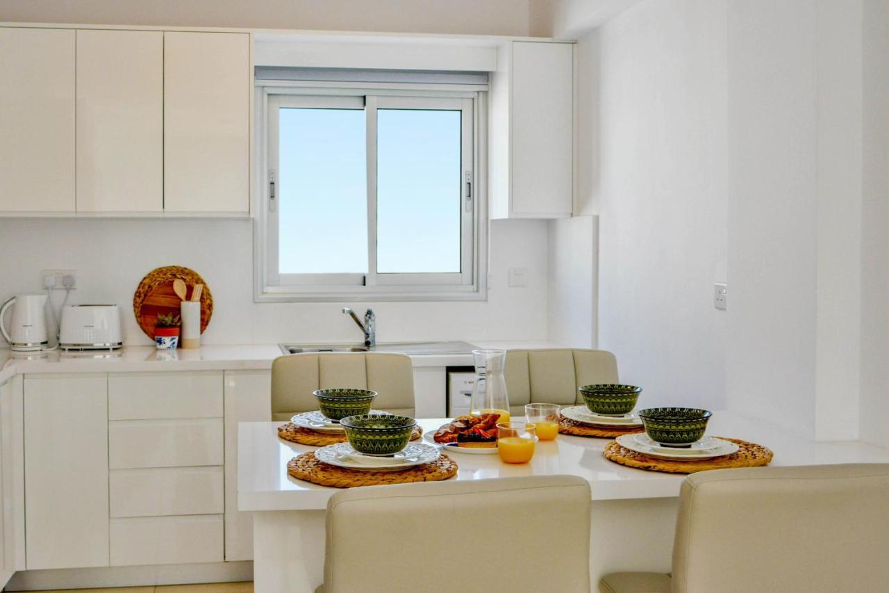 Phaedrus Living: Seaside Luxury Flat Lighthouse 67 Daire Pafos Dış mekan fotoğraf